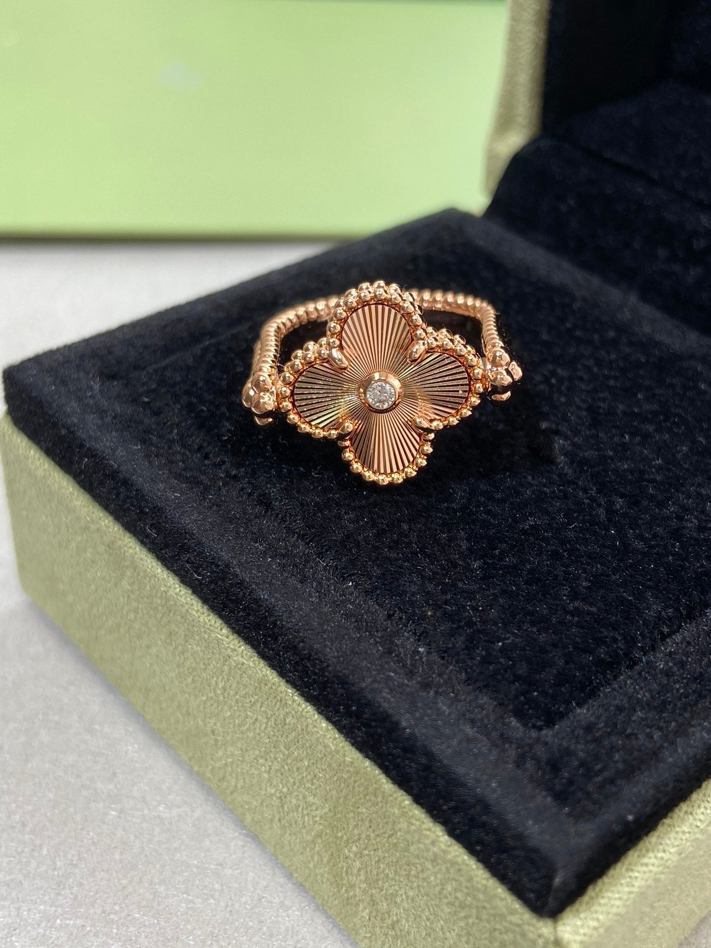[Love Aura]CLOVER RIVERSIBLE ROSE GOLD RING