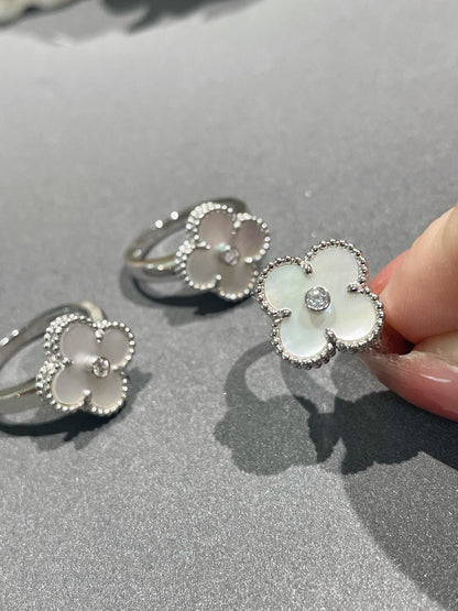[Love Aura]CLOVER SILVER MOP DIAMOND RING