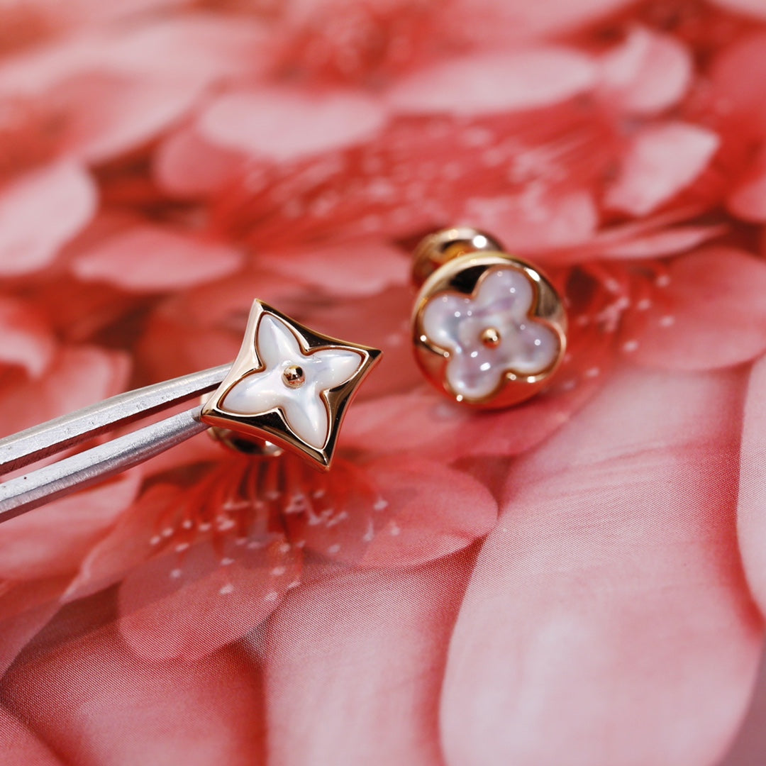 [Love Aura]STAR AND SUN PINK GOLD MOP STUD EARRINGS