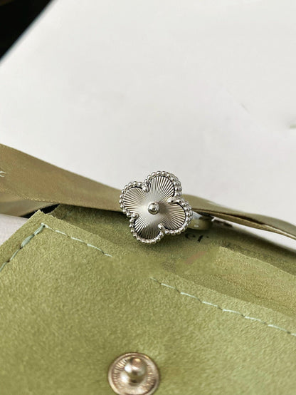 [Love Aura]CLOVER SILVER RING