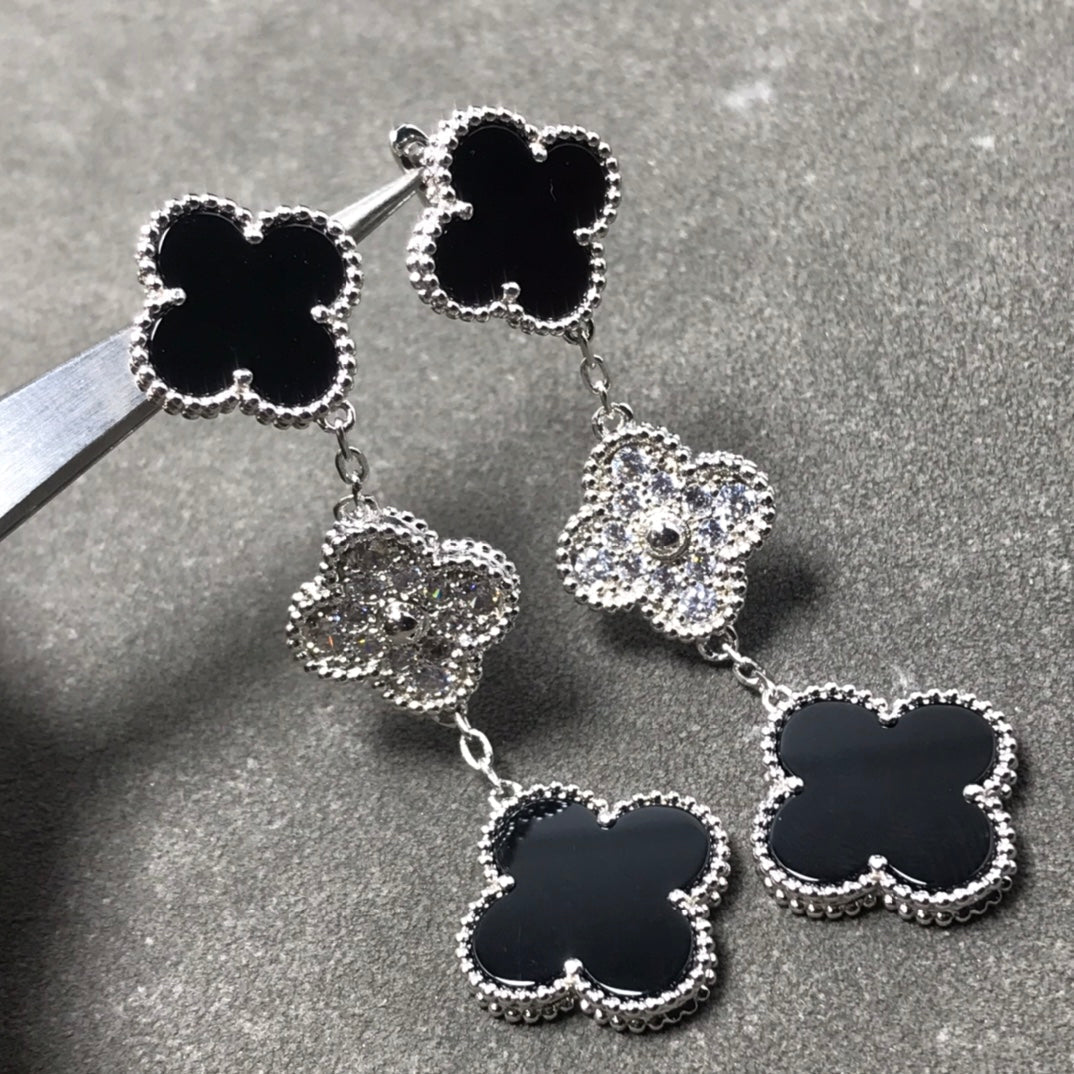 [Love Aura]CLOVER 3 MOTIF DIAMOND ONYX SILVER EARRINGS