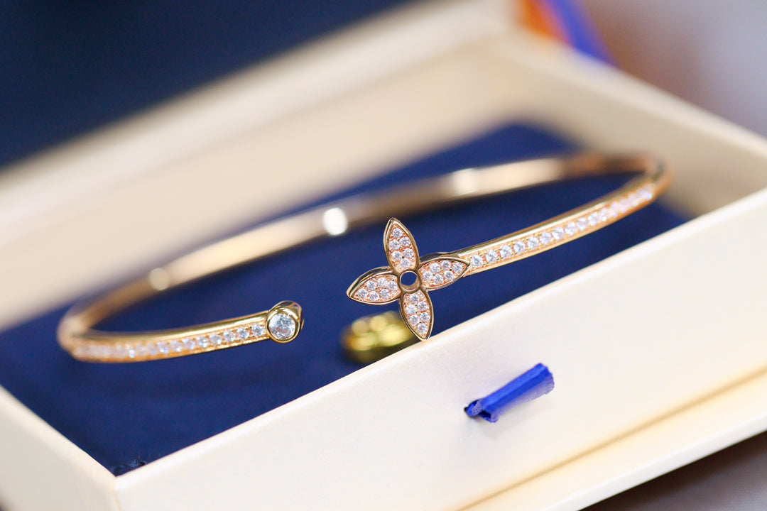 [Love Aura]IDYLLE PINK GOLD OPEN BRACELET DIAMOND PAVED