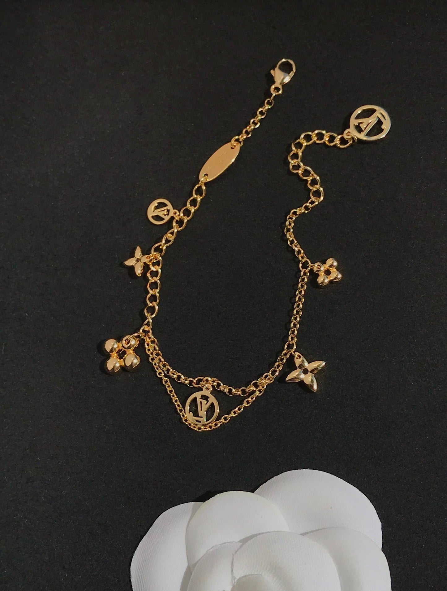 [Love Aura]BLOOMING PINK GOLD MOP BRACELET