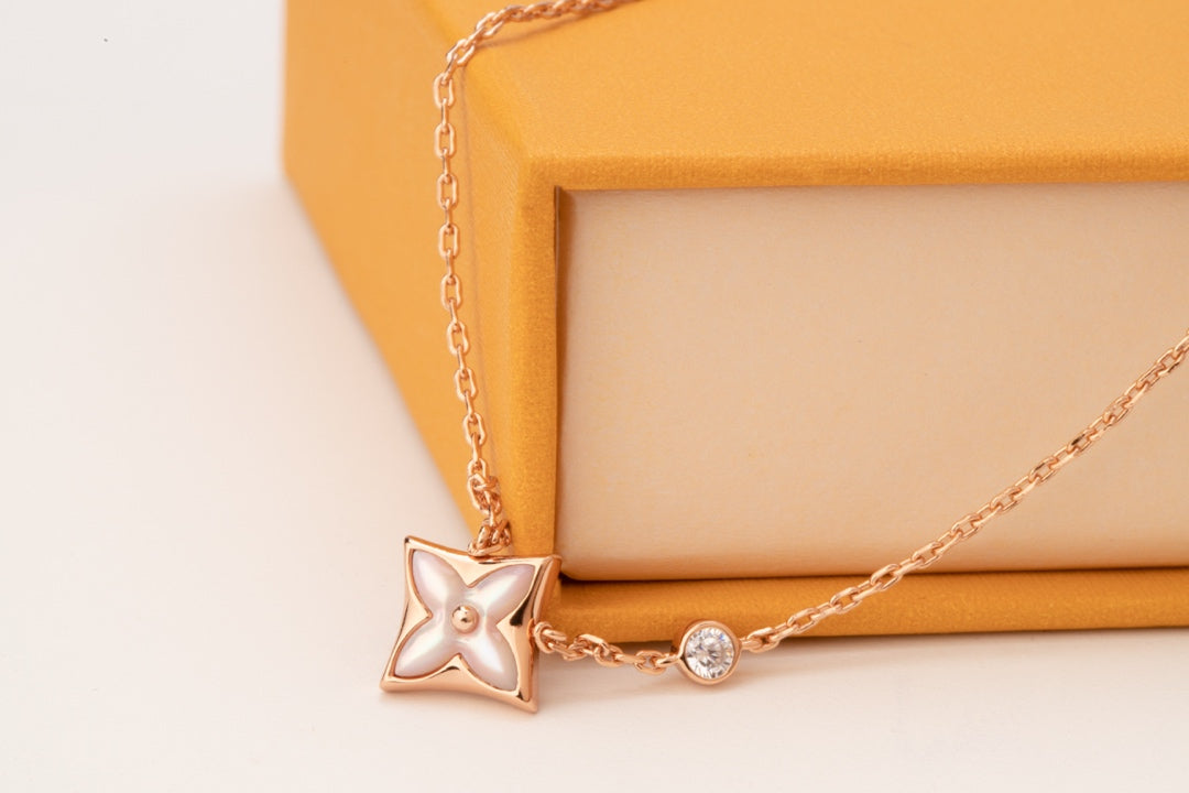 [Love Aura]STAR PINK MOP 1 DIAMOND PINK GOLD NECKLACE
