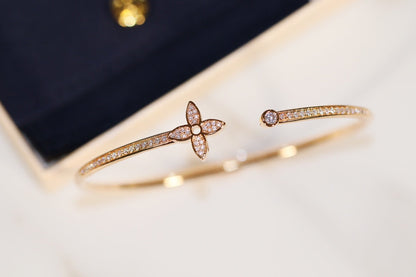 [Love Aura]IDYLLE GOLD OPEN BRACELET DIAMOND PAVED