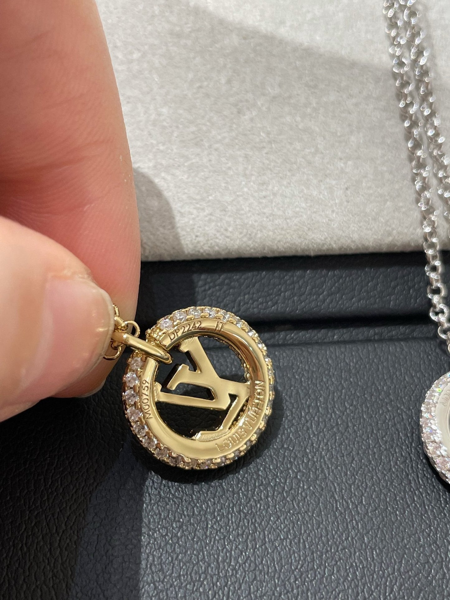 [Love Aura]BY NIGHT DIAMOND PAVED NECKLACE