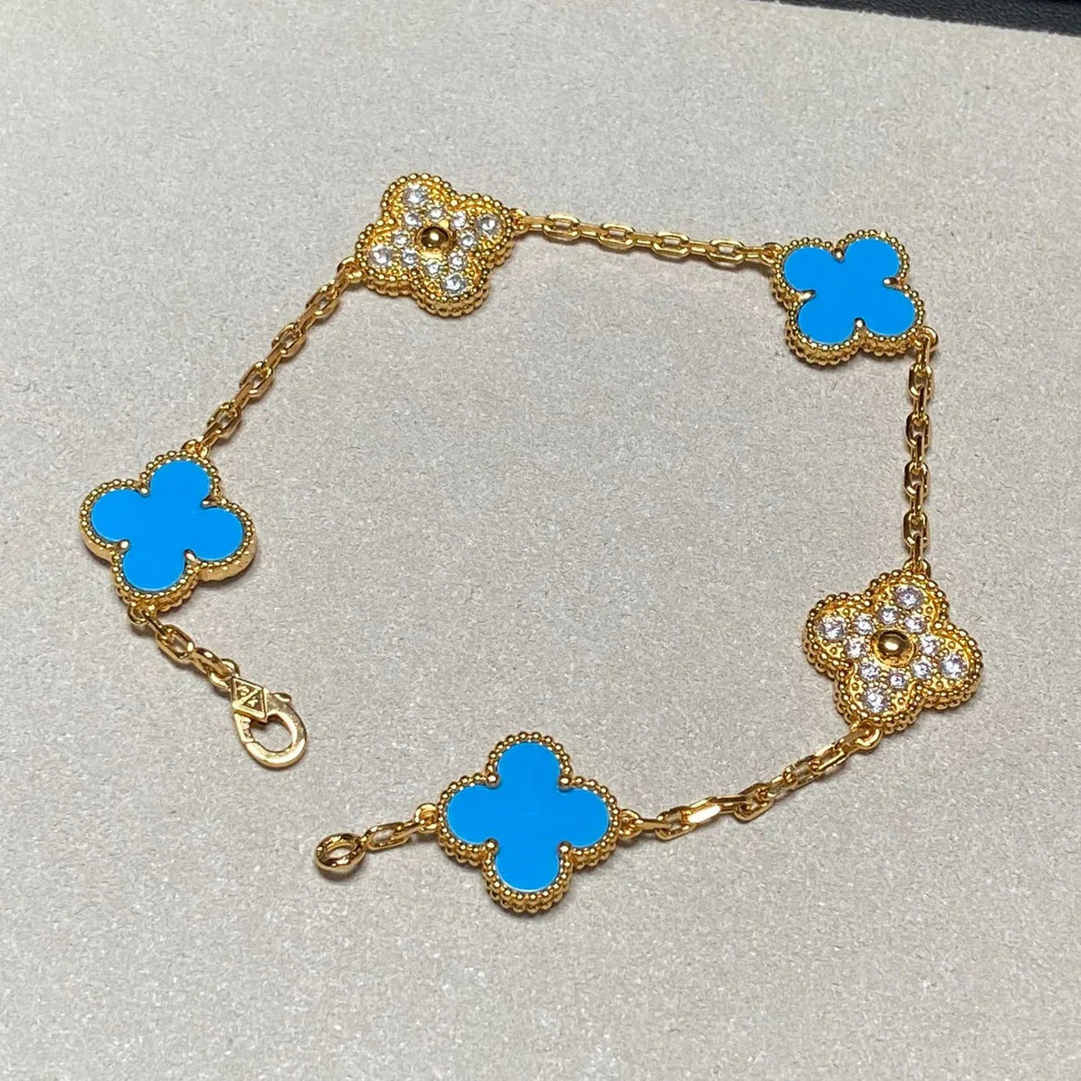 [Love Aura] CLOVER 5 MOTIF BLUE AGATE BRACELET COLLECTION