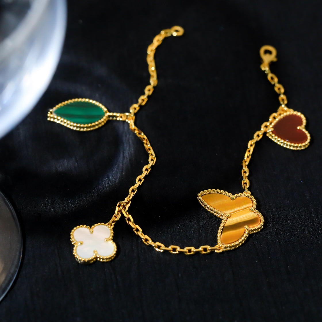 [Love Aura]LUCKY SPRING 5 MOTIF GOLD BRACELET