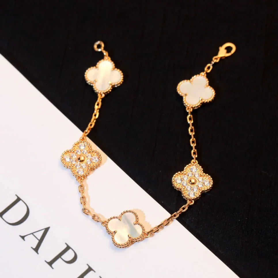 [Love Aura]CLOVER WHITE PEARL MOP 5 MOTIF BRACELET COLLECTION