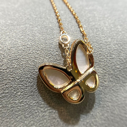 [Love Aura]BUTTERFLY MOP DIAMOND NECKLACE