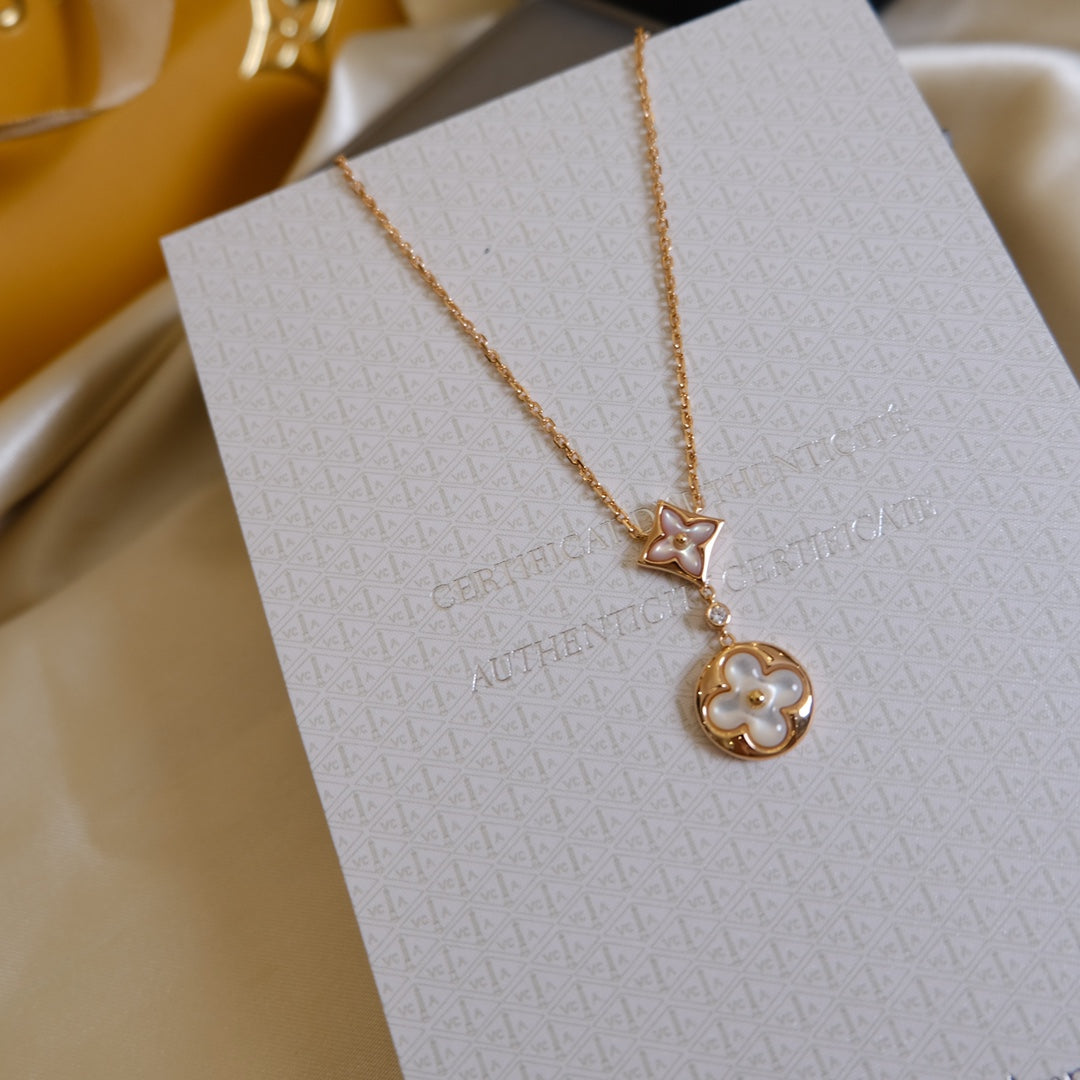 [Love Aura]STAR AND SUN WHITE MOP 2 MOTIF PINK GOLD NECKLACE