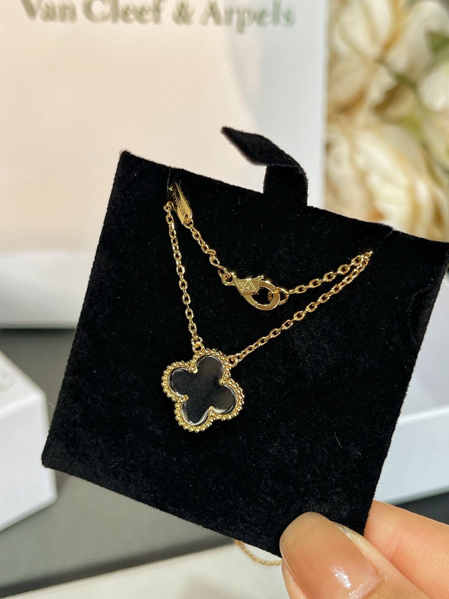 [Love Aura]CLOVER ROCK CRYSTAL ROSE GOLD NECKLACE