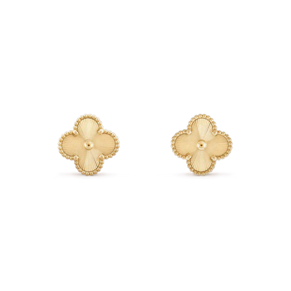 [Love Aura]CLOVER MINI 9.5MM LASER EARRINGS