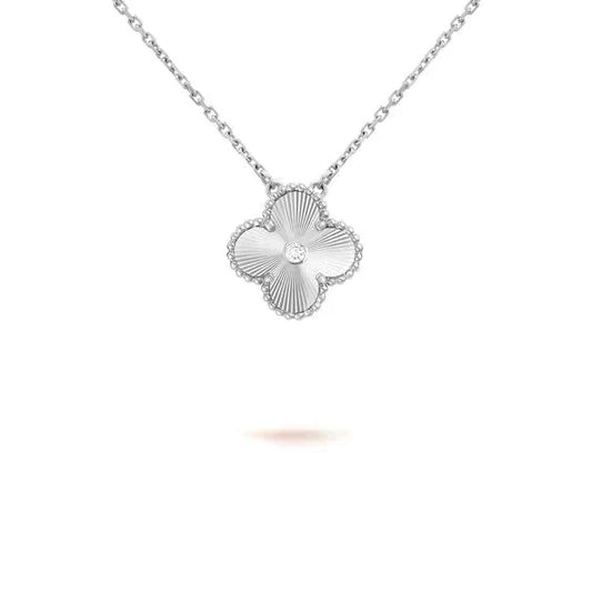 [Love Aura]CLOVER  15MM DIAMOND LASER NECKLACE SILVER