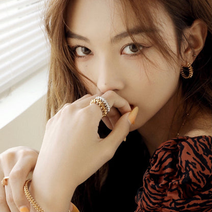 [Love Aura]CLASH SMALL HOOP EARRINGS