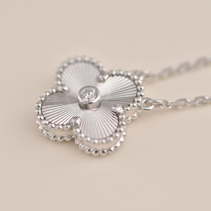 [Love Aura]CLOVER  15MM DIAMOND LASER NECKLACE SILVER