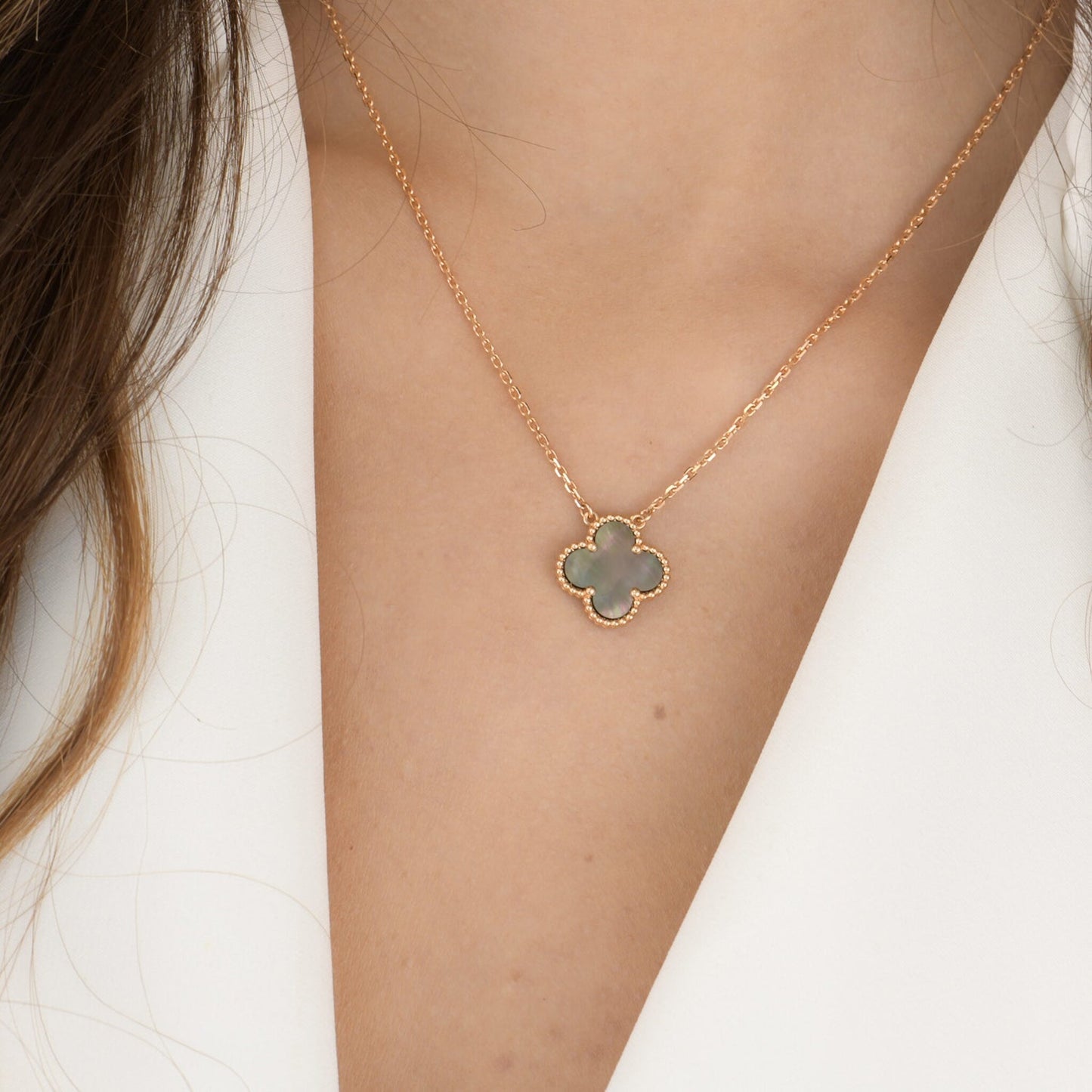 [Love Aura]CLOVER 15MM  GRAY MOTHER OF PEARL NECKLACE