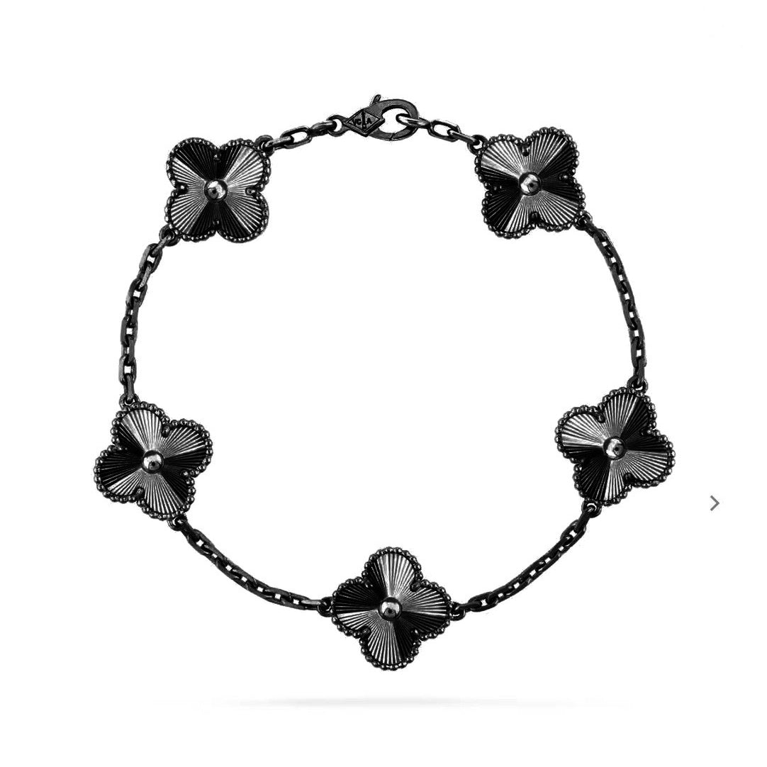 [Love Aura]CLOVER 5 MOTIF BLACK BRACELET