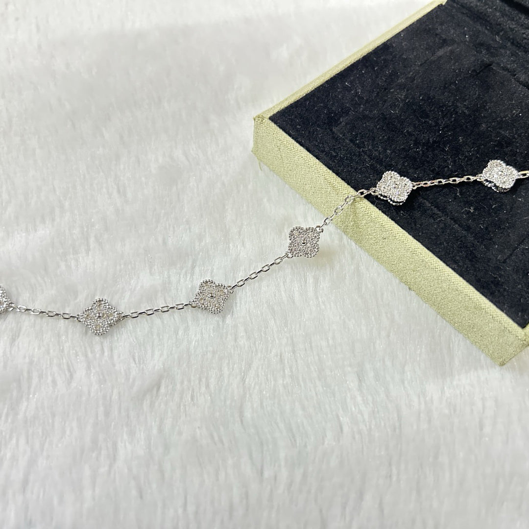 [Love Aura]CLOVER 6 MOTIF DIAMOND BRACELET