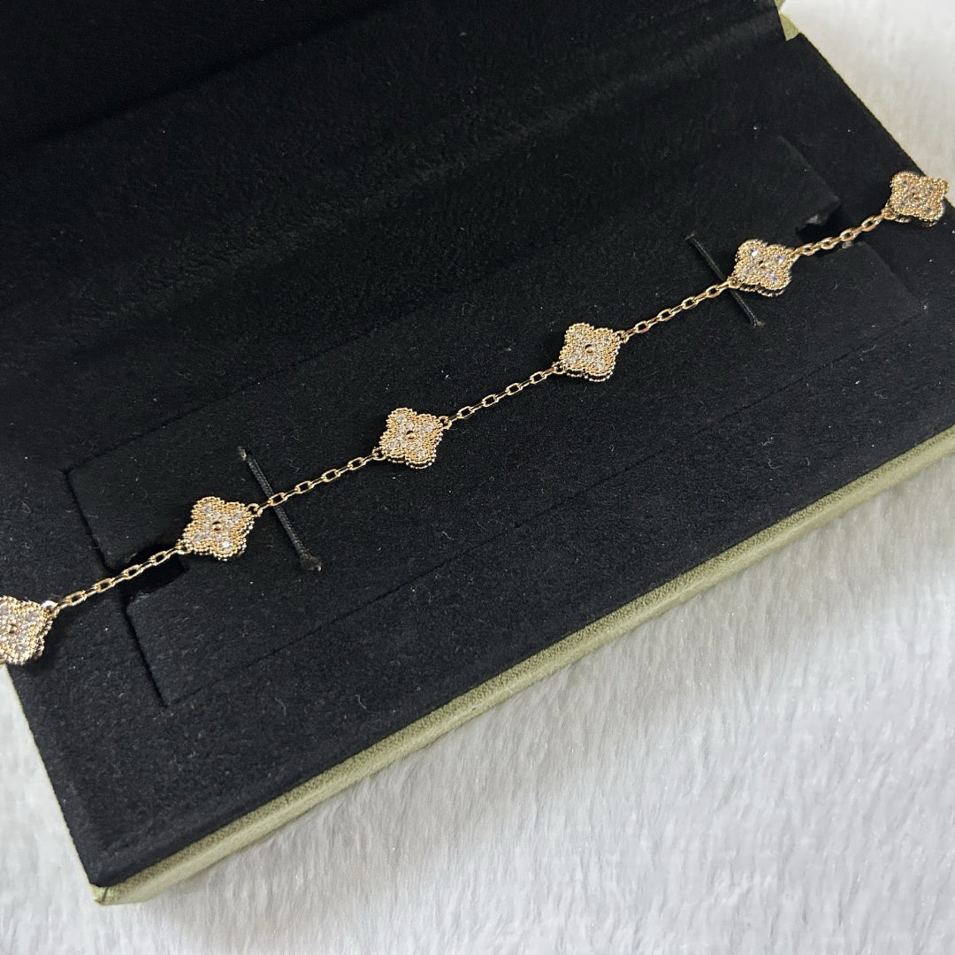 [Love Aura]CLOVER 6 MOTIF DIAMOND BRACELET