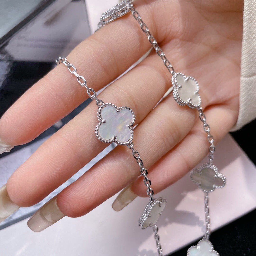 [Love Aura]CLOVER 10 MOTIFS WHITE MOTHER OF PEARL NECKLACE