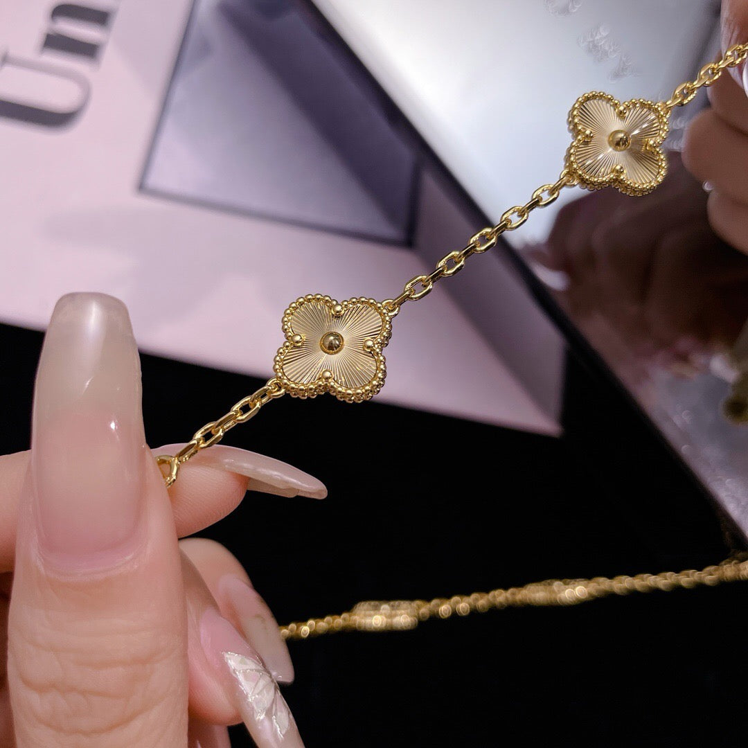 [Love Aura]CLOVER 10 MOTIFS LASER NECKLACE