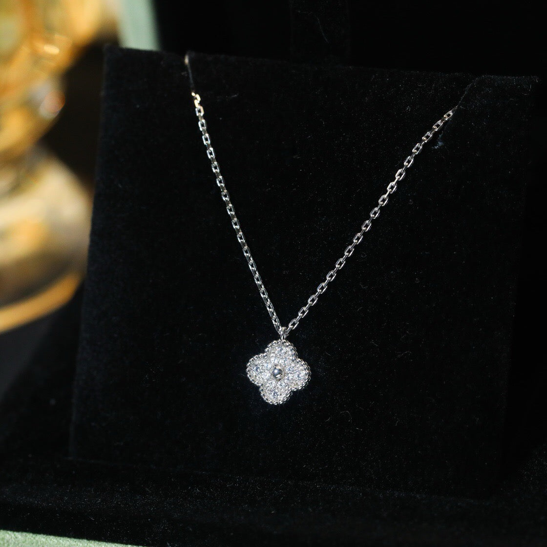 [Love Aura]CLOVER MINI 9.5MM PENDANT DIAMOND NECKLACE