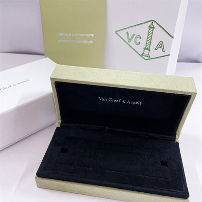 [Love Aura]VA CLOVER BRACELET NECKLACE RING BOX GIFT BAG