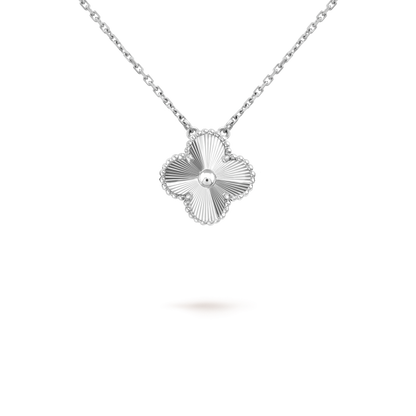 [Love Aura]CLOVER 15MM LASER NECKLACE SILVER