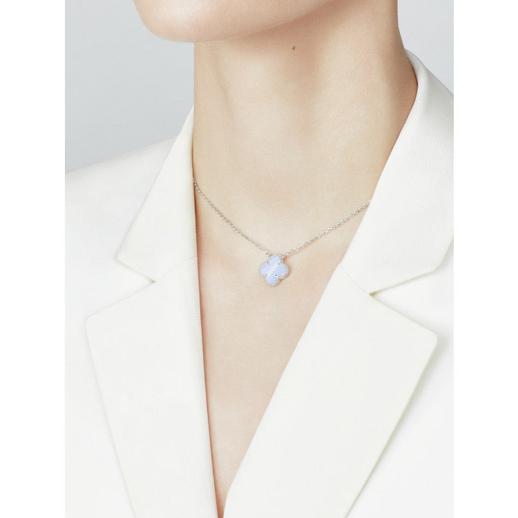 [Love Aura]CLOVER 15MM BLUE CHALCEDONY NECKLACE SILVER