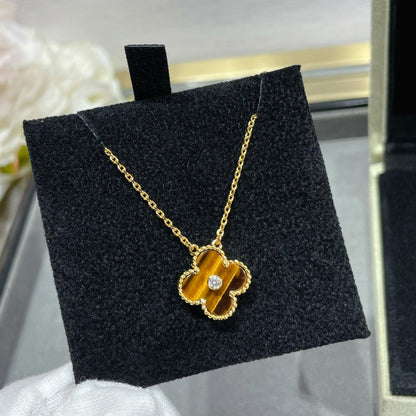 [Love Aura]CLOVER 15MM DIAMOND AND YELLOW TIGER'S EYE AGATE necklace