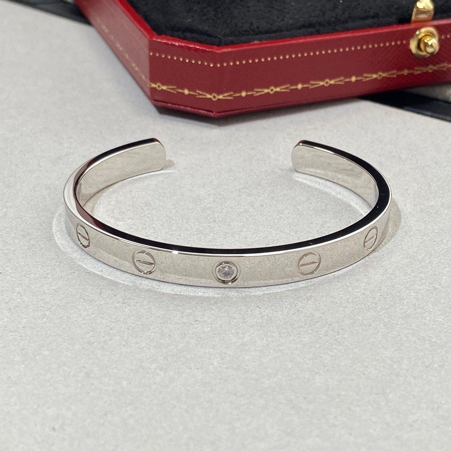 [Love Aura]LOVE BRACELET 6.1MM 1 DIAMOND OPEN CUFF