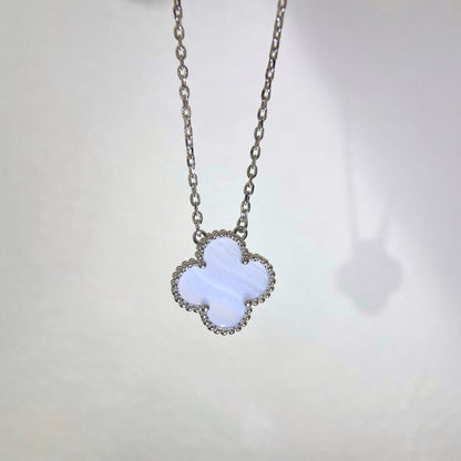 [Love Aura]CLOVER 15MM BLUE CHALCEDONY NECKLACE SILVER