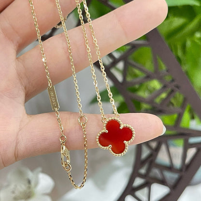 [Love Aura]CLOVER 15MM CARNELIAN SINGLE FLOWER NECKLACE