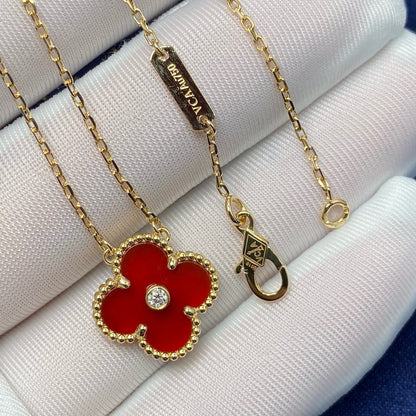 [Love Aura]CLOVER 15MM DIAMOND CARNELIAN NECKLACE