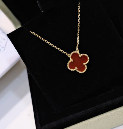 [Love Aura]CLOVER 15MM CARNELIAN SINGLE FLOWER NECKLACE
