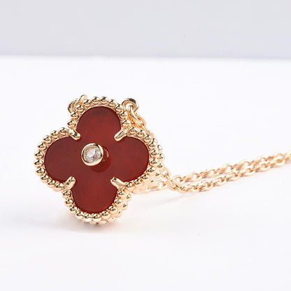 [Love Aura]CLOVER 15MM DIAMOND CARNELIAN NECKLACE
