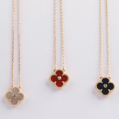 [Love Aura]CLOVER 15MM DIAMOND CARNELIAN NECKLACE