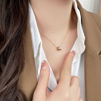 [Love Aura]BEE MINI PEDANT DIAMOND NECKLACE