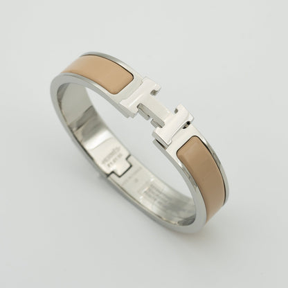 [Love Aura]H GREY BRACELET