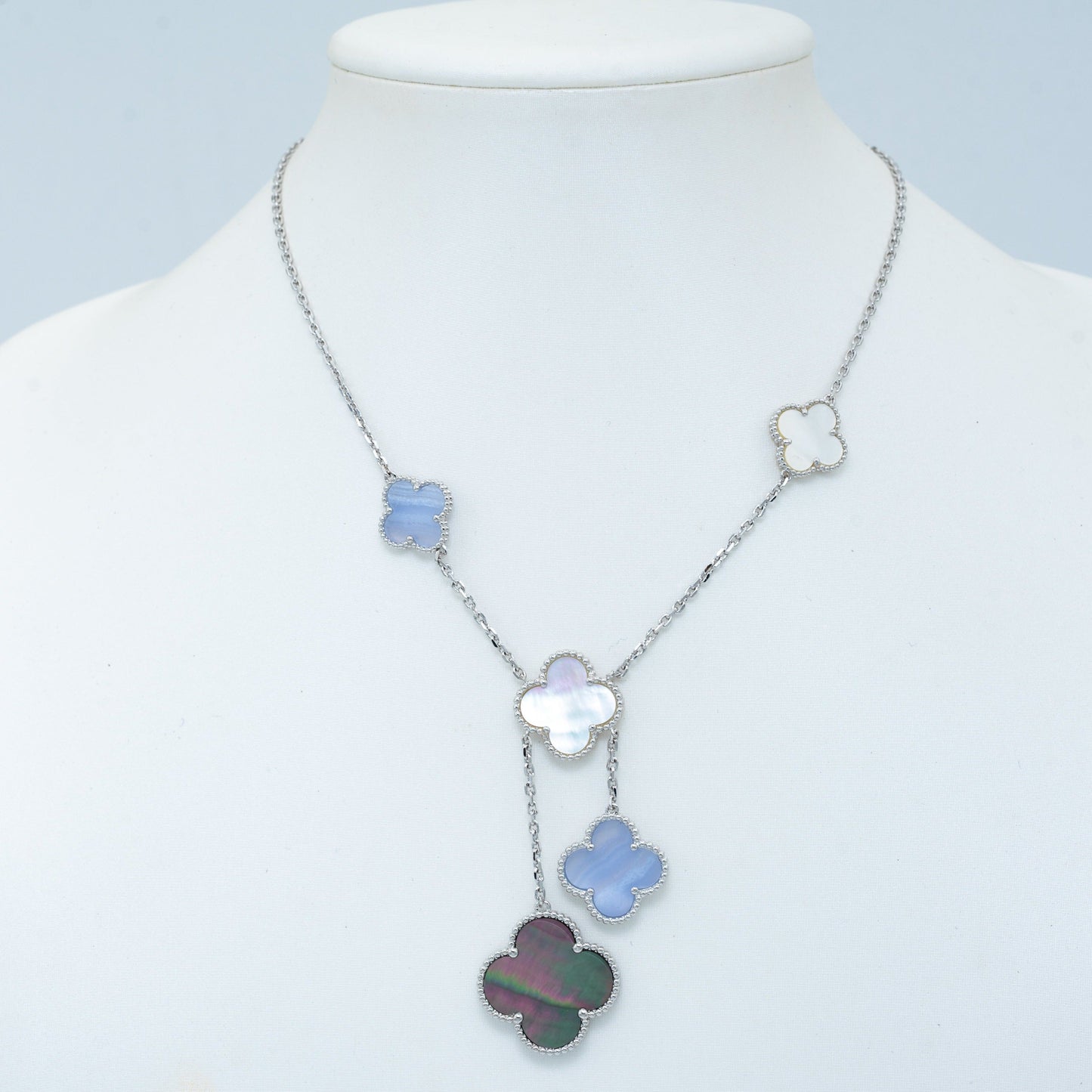 [Love Aura]CLOVER MOP CHALCEDONY NECKLACE SILVER 6 MOTIF