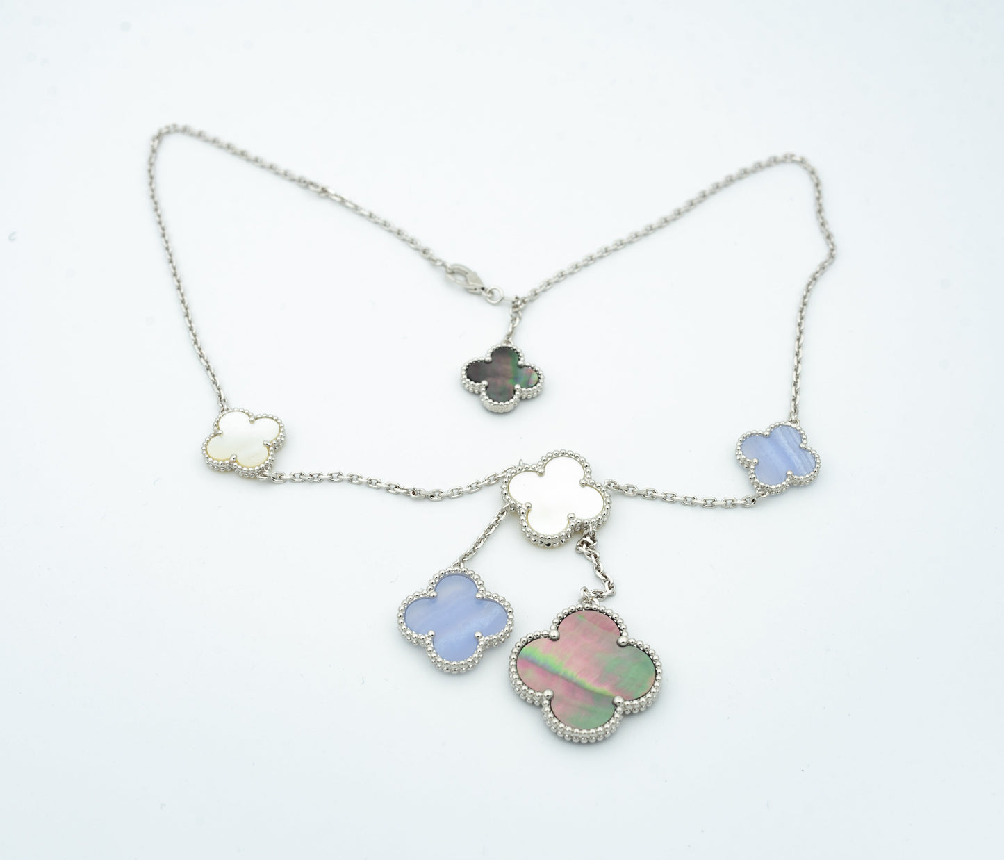[Love Aura]CLOVER MOP CHALCEDONY NECKLACE SILVER 6 MOTIF