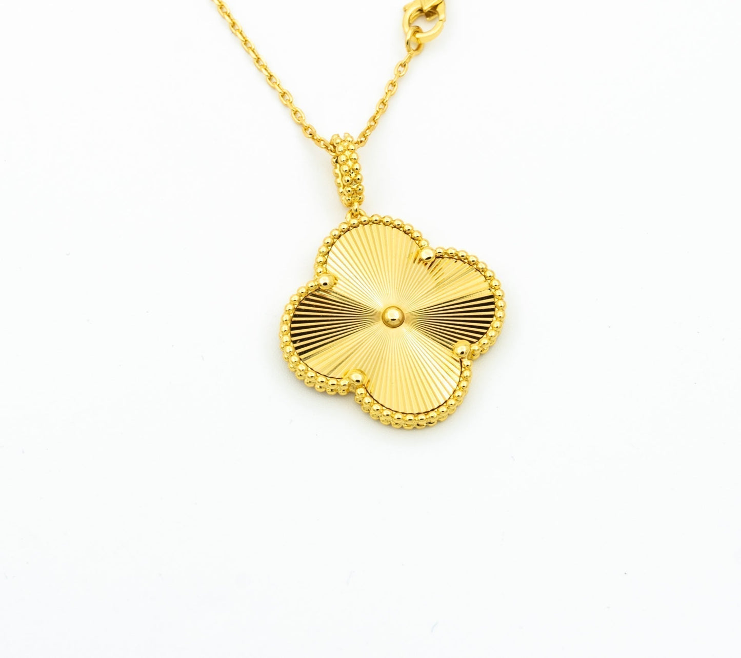 [Love Aura]CLOVER 25MM PEDANT NECKLACE GOLD