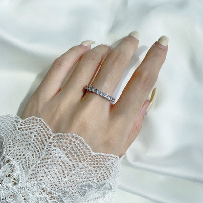[Love Aura]Sparkling Round Cut Tennis Ring