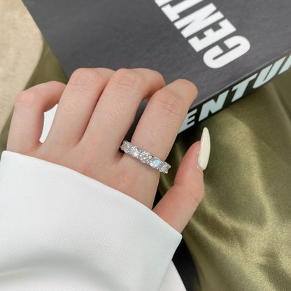 [Love Aura]Gorgeous Round Cut Tennis Ring