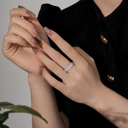 [Love Aura]Dainty Round Cut Tennis Ring