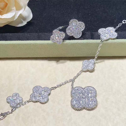 [Love Aura]CLOVER 6 MOTIFS SILVER DIAMOND BRACELET