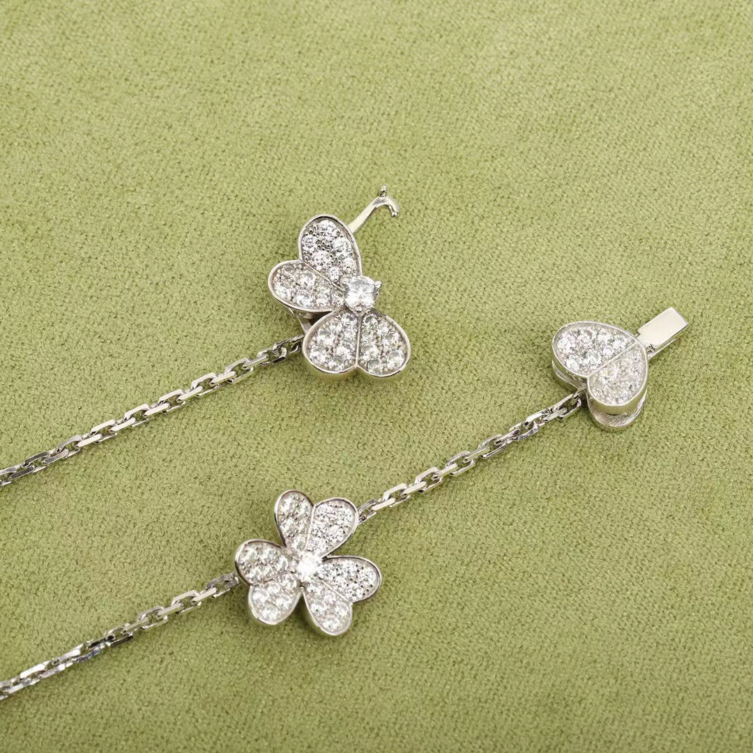[Love Aura]FRIVOLE SILVER 9 FLOWERS NECKLACE