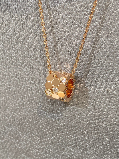 [Love Aura]BEE LOVE DIAMOND NECKLACE