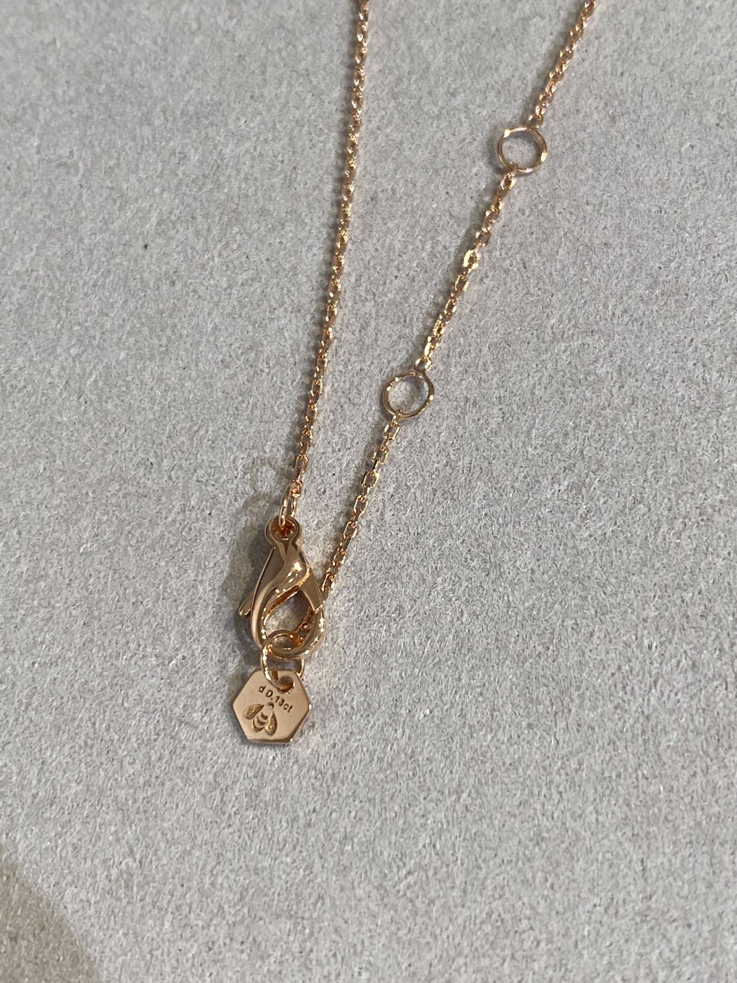 [Love Aura]BEE LOVE DIAMOND NECKLACE